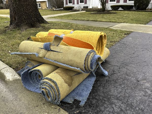 Carpet Haul Away Service in St Louis