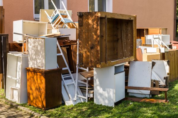 Junk Haul Away Service in St Louis