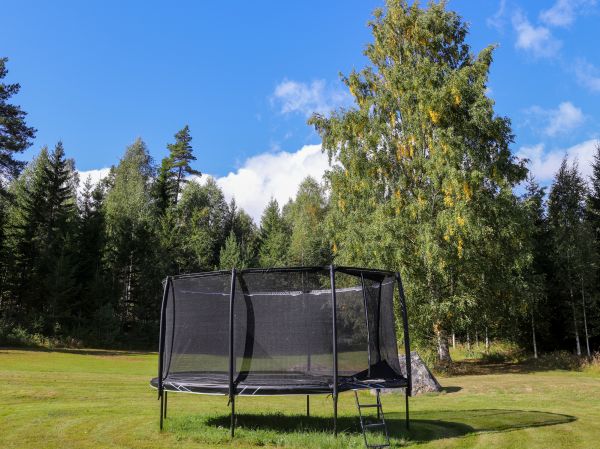 Trampoline Removal in St Louis