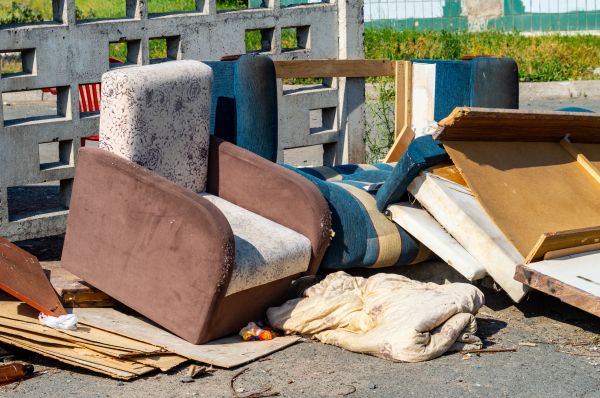 Outdoor Furniture Disposal in St Louis